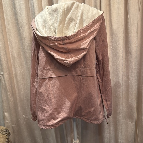 Pink jacket - Picture 5 of 9